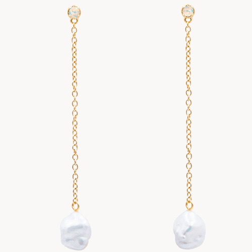 普通时代的浮珍珠和蛋白石耳环