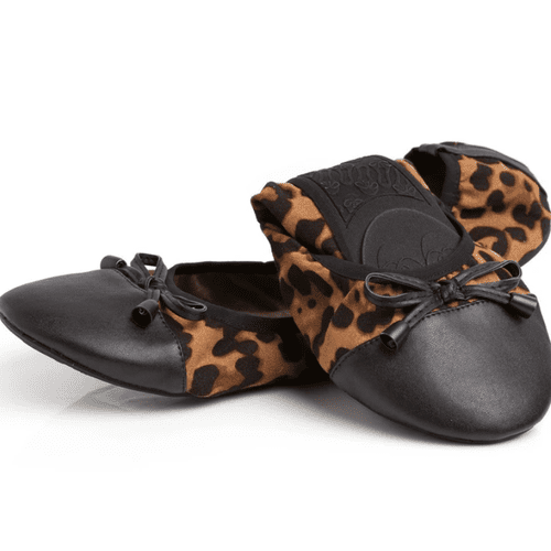 Talaria Flats高级豹纹平底鞋